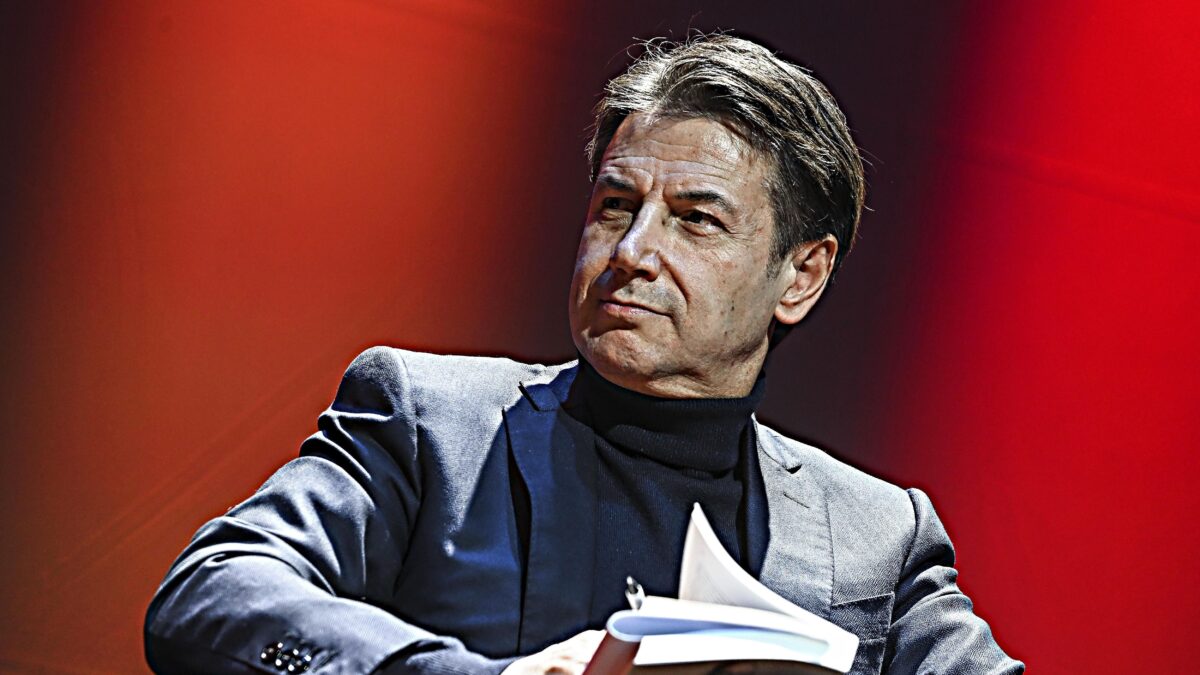 I sepolcri imbiancati del reddito