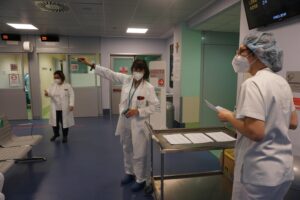 Ci vogliono sempre ostaggi del Covid