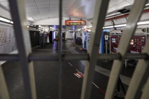 Grazie a Gualtieri Roma rischia di perdere 5 milioni per la sua metro