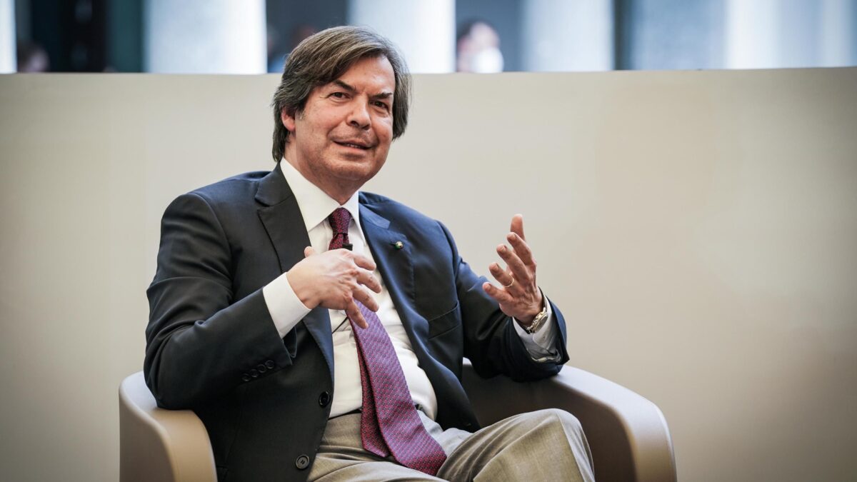 Intesa Sanpaolo torna sul mercato obbligazionario americano
