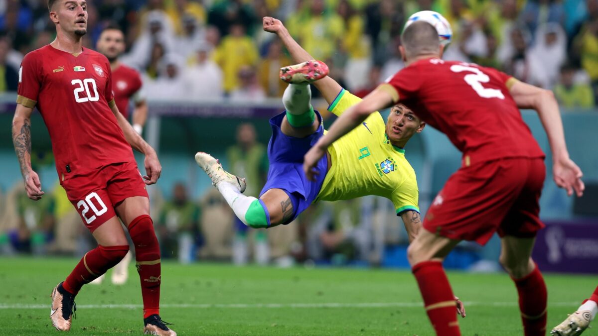 Mondiali, il Brasile incanta. Cr7 da record