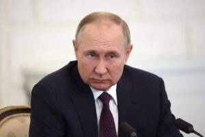 Putin mette fine alla guerra. Nel Caucaso