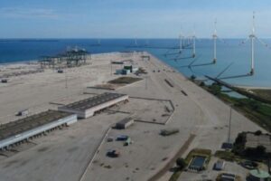 A Taranto i turchi portano l’eolico marino galleggiante