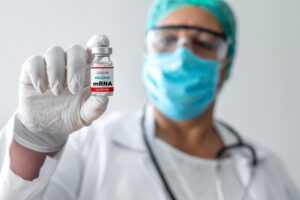 L’arsenale dei vaccini Mrna. Ecco qual è il vero obiettivo