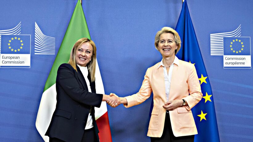 Immigrati, la Meloni cambia verso: «La priorità è la difesa dei confini»