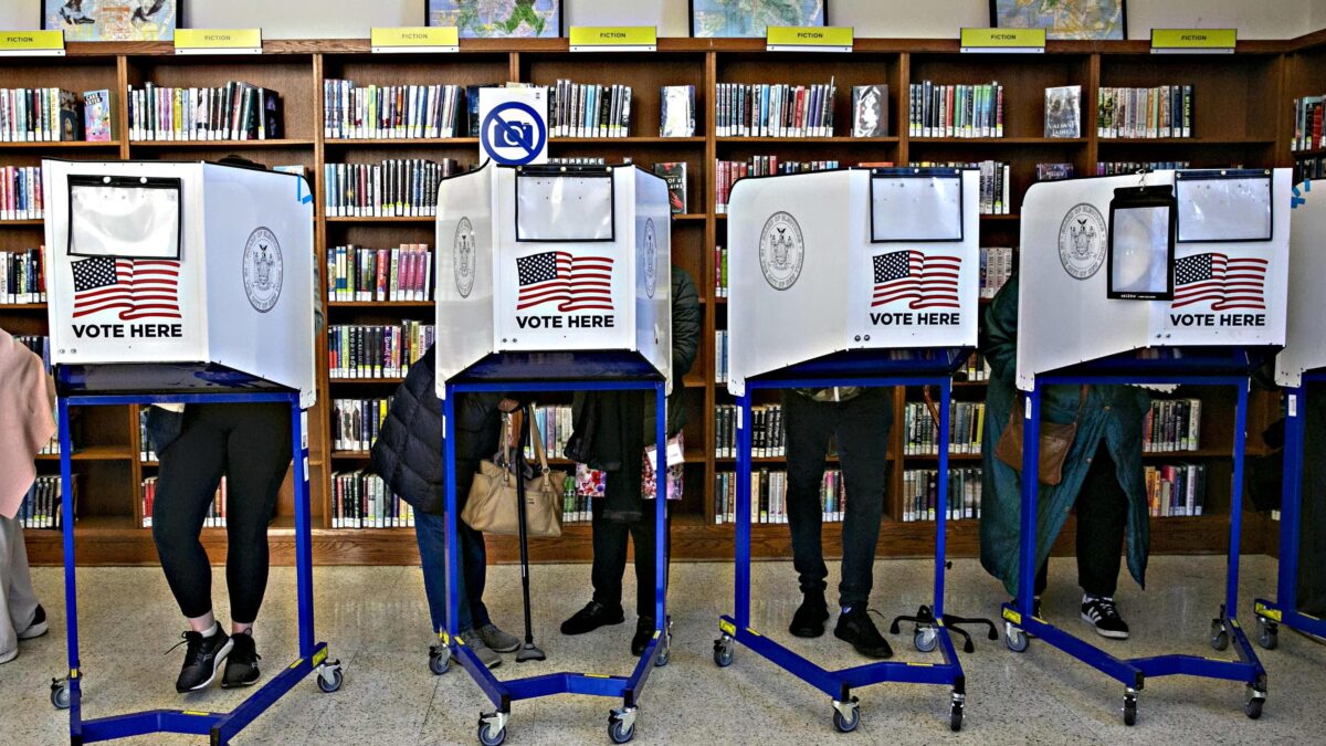 Midterm: i repubblicani verso la riconquista della Camera. Senato per ora in bilico