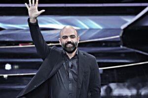 «Bastardi e pupazzi»: per Saviano libertà è licenza d’insulto al governo