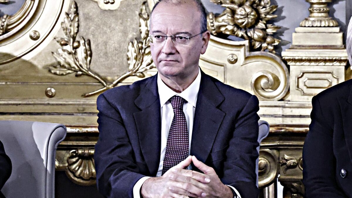 La sinistra inventa il reato di leso comunismo