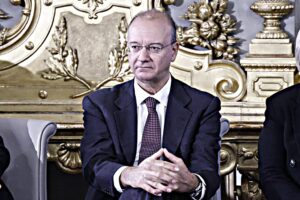 La sinistra inventa il reato di leso comunismo