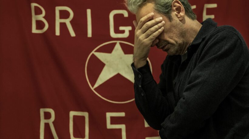Un buon Gifuni-Moro, ma la verità storica finisce sacrificata in nome dell’ideologia
