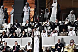 Il Qatar non ha vergogna, in campo né fuori