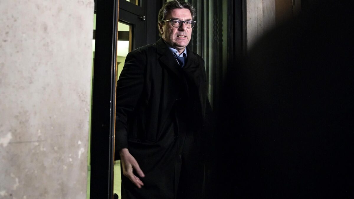 Le bollette tolgono energia alla manovra. Limato il cuneo, sforbiciato il Reddito