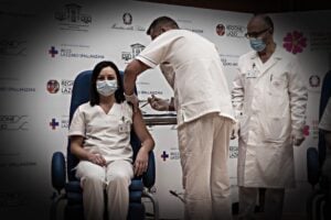 L’Ordine impone il dogma vaccino per legge