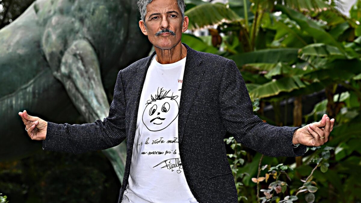 Fiorello, macumba Rai 2: «Chi la tocca muore»