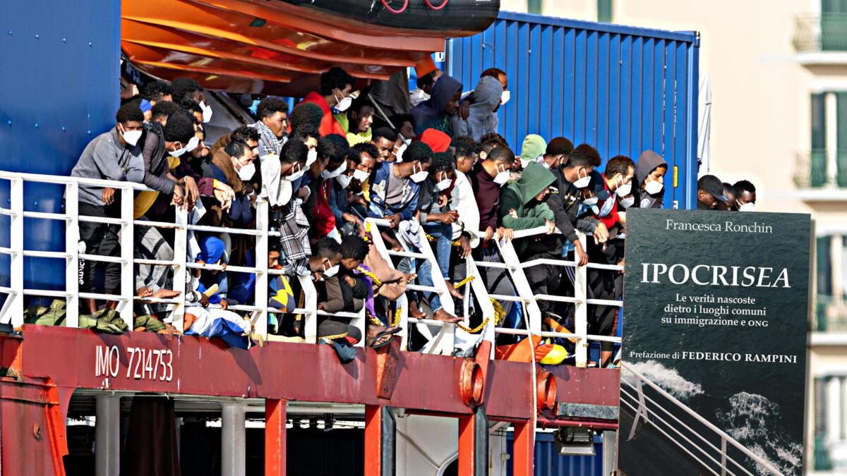 I trafficanti? Per le Ong sono «pescatori»