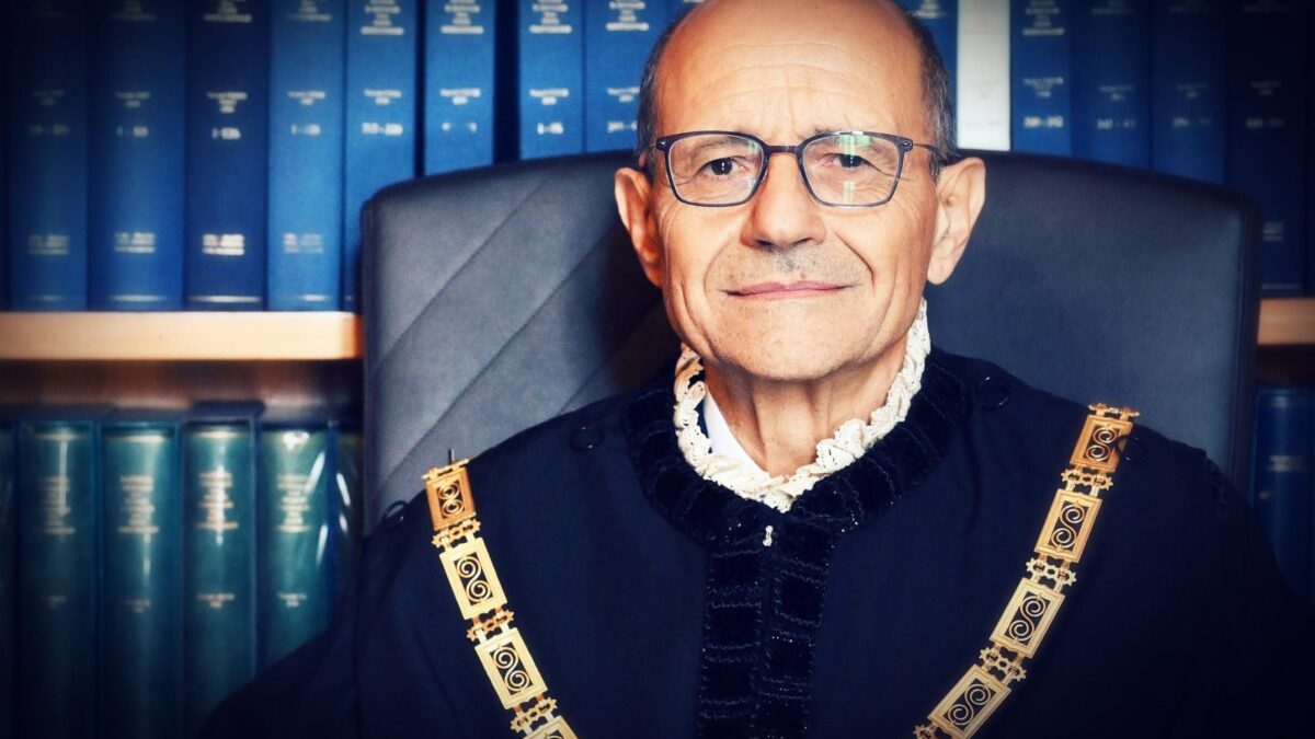 Le punture coatte spacciate per «altruismo»