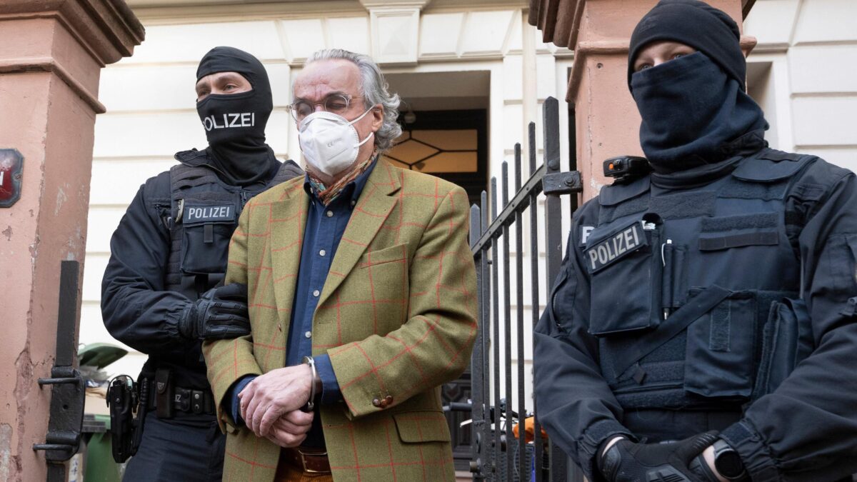La retata contro il «re di Germania» annunciata giorni prima ai giornalisti