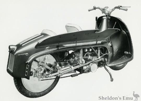Lo scooter Carniti-Vassena con cambio Cvt e motore 200cc tre cilindri del 1953