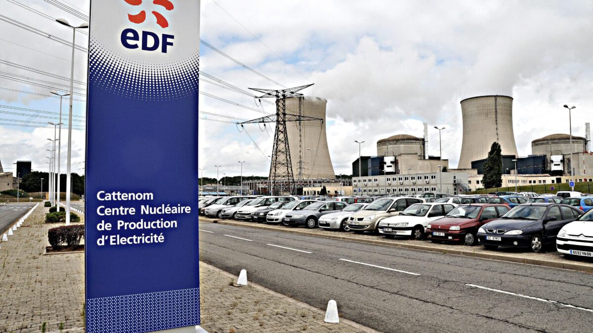 Bruciamo gas per fornire elettricità a Parigi