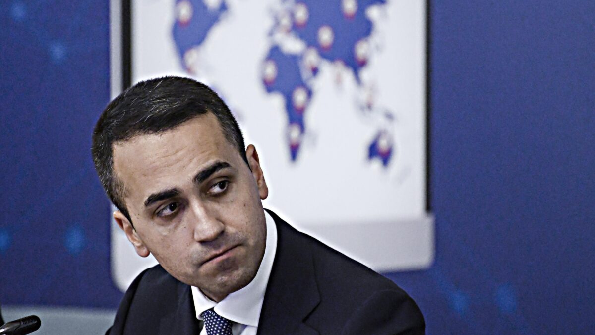Le mani del Qatar sull’istruzione grazie all’aiuto dei pentastellati