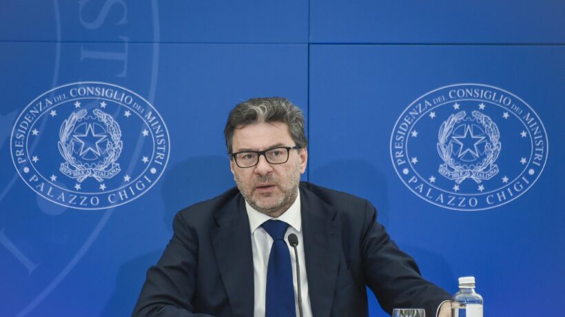 Il governo non cade nella trappola: «Niente scudo penale in manovra»