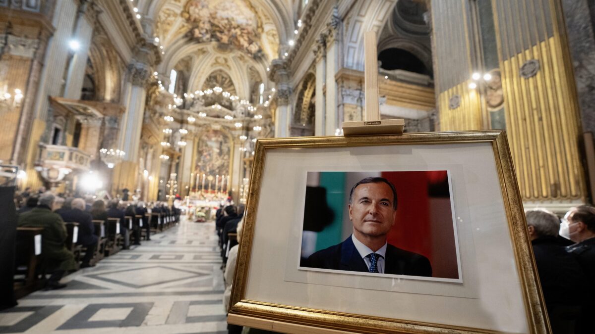 Ho visto da vicino Frattini al lavoro. Fu un grande servitore dello Stato
