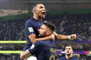 Mondiali, avanzano Francia e Inghilterra. Mbappè capocannoniere