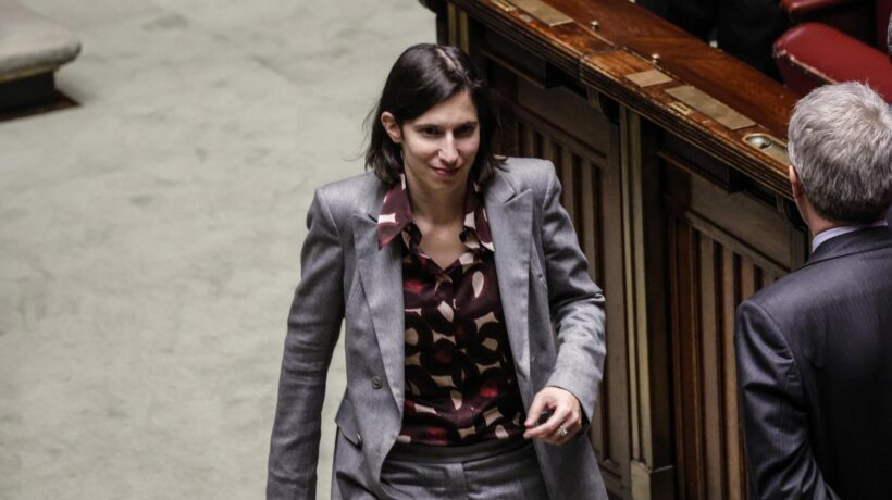 Elly Schlein dichiara guerra pure ai voucher contro il lavoro in nero