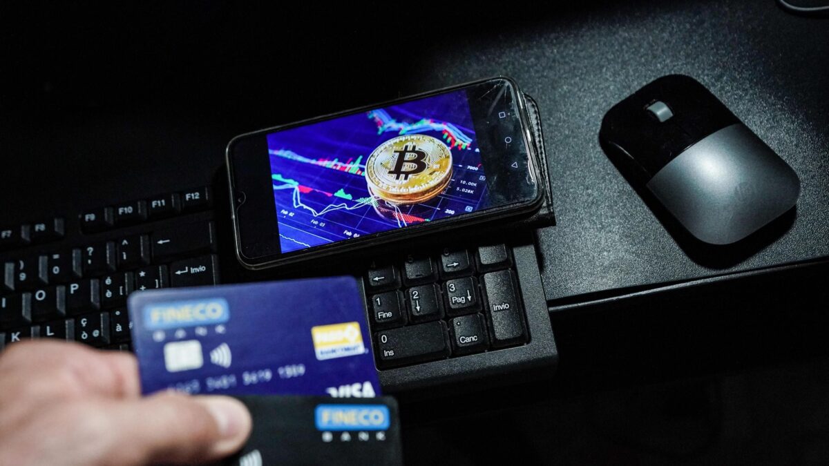 La finanza vede nelle criptovalute l’immagine deformata di sé stessa