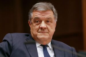 «Sindacalisti e un ex del Pd corrotti dal Qatar»