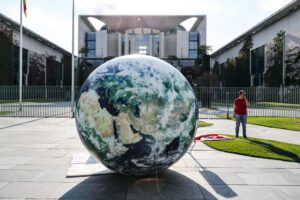 I veri pericoli per la Terra? La fissazione per il solare e lo spauracchio della CO2