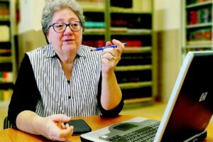 Virginia Kaladich: «Scandalosa polemica sulle paritarie»