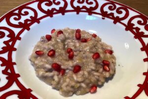 Cuciniamo insieme: risotto di Capodanno con melagrana e rosé