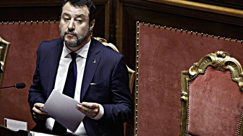 Un sottomarino inchioda la Open Arms e mette nei guai i pm anti Salvini