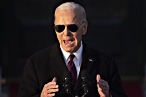 Per mettere un freno all’Ira di Biden Ursula chiede l’obolo