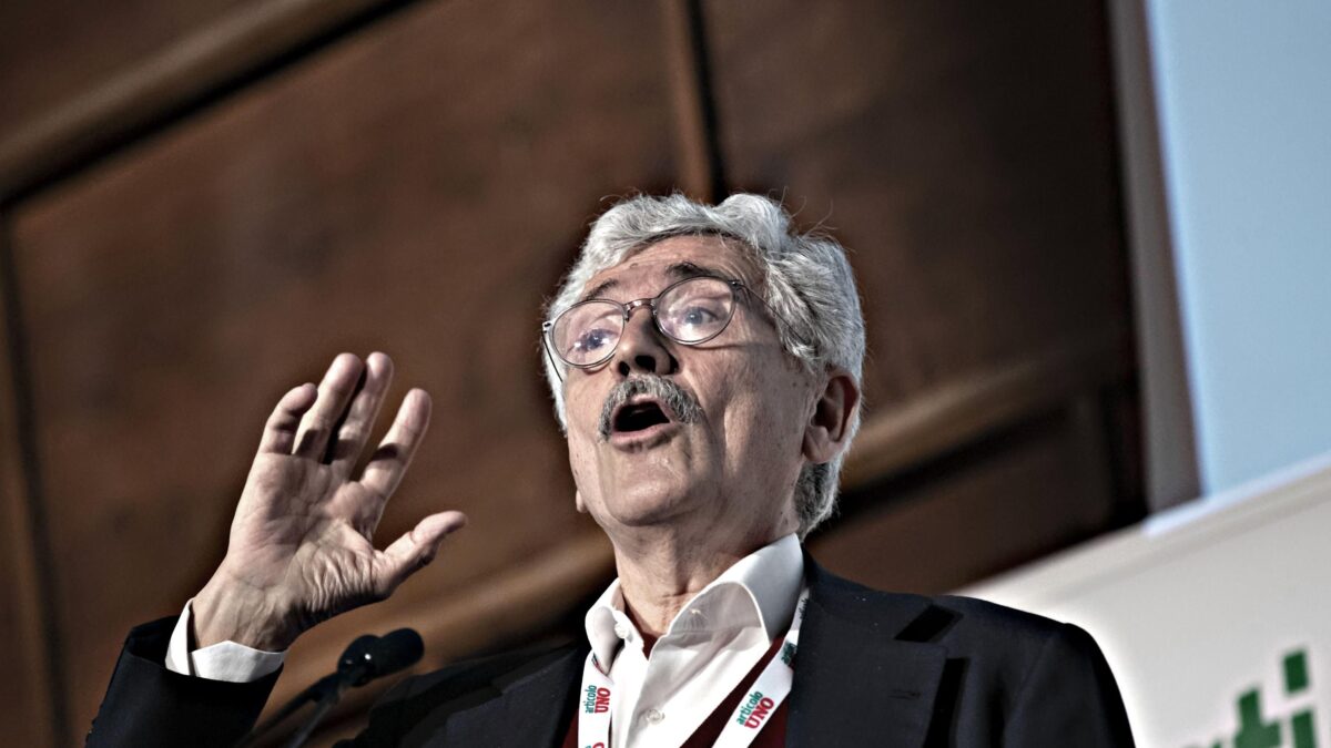 D’Alema sbianchetta il suo passato per cancellare il ponte affari-politica