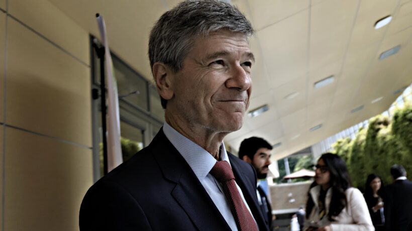 «Repubblica» lancia la grande firma e si ritrova a fare il mazzo alla Nato