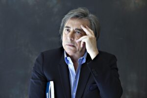 Carlo Freccero: «No a Zelensky. Usano Sanremo per allargare il conflitto»