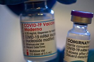 Il «Wall Street Journal» accusa: «sui vaccini ci hanno ingannato»