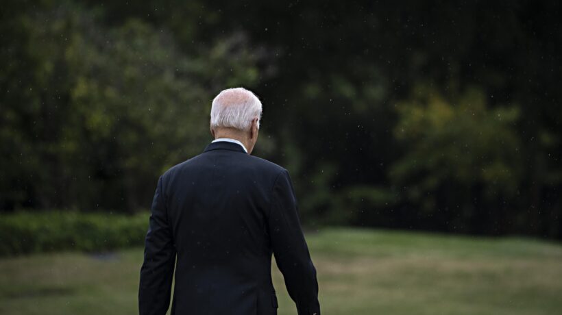 Schiaffo postumo a Biden. Il leader Usa resta a casa e paga la linea filo aborto