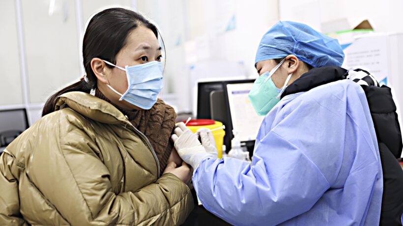 L’Ue dona alla Cina i vaccini pagati da noi