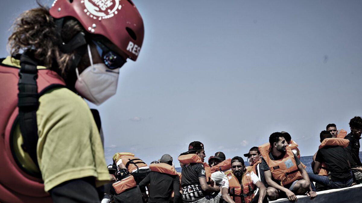 «Scafisti a bordo della nave protetti dall’equipaggio». Conferme sulla mafia libica