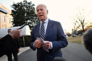 Carte segrete nascoste nel garage. Biden adesso rischia l’impeachment