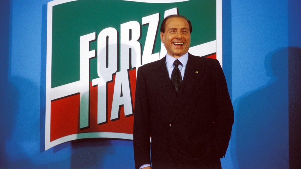 «L’Italia è il Paese che amo»: 29 anni fa Berlusconi «scendeva in campo»