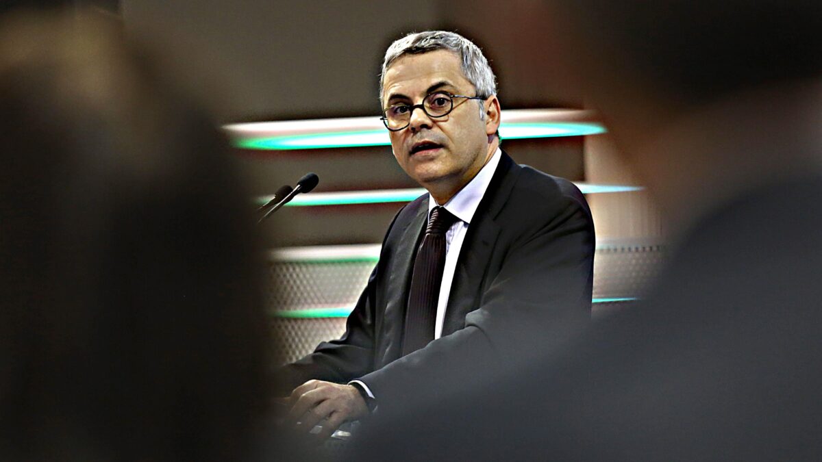 Mossa di Rivera: il Tesoro blinda Mps