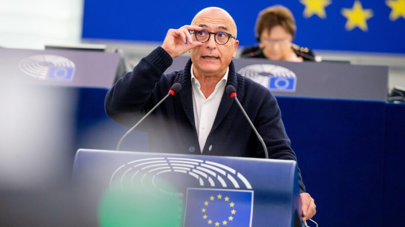 Cozzolino è pronto a scaricare il Pd «Rinuncio all’immunità, ora parlo io»