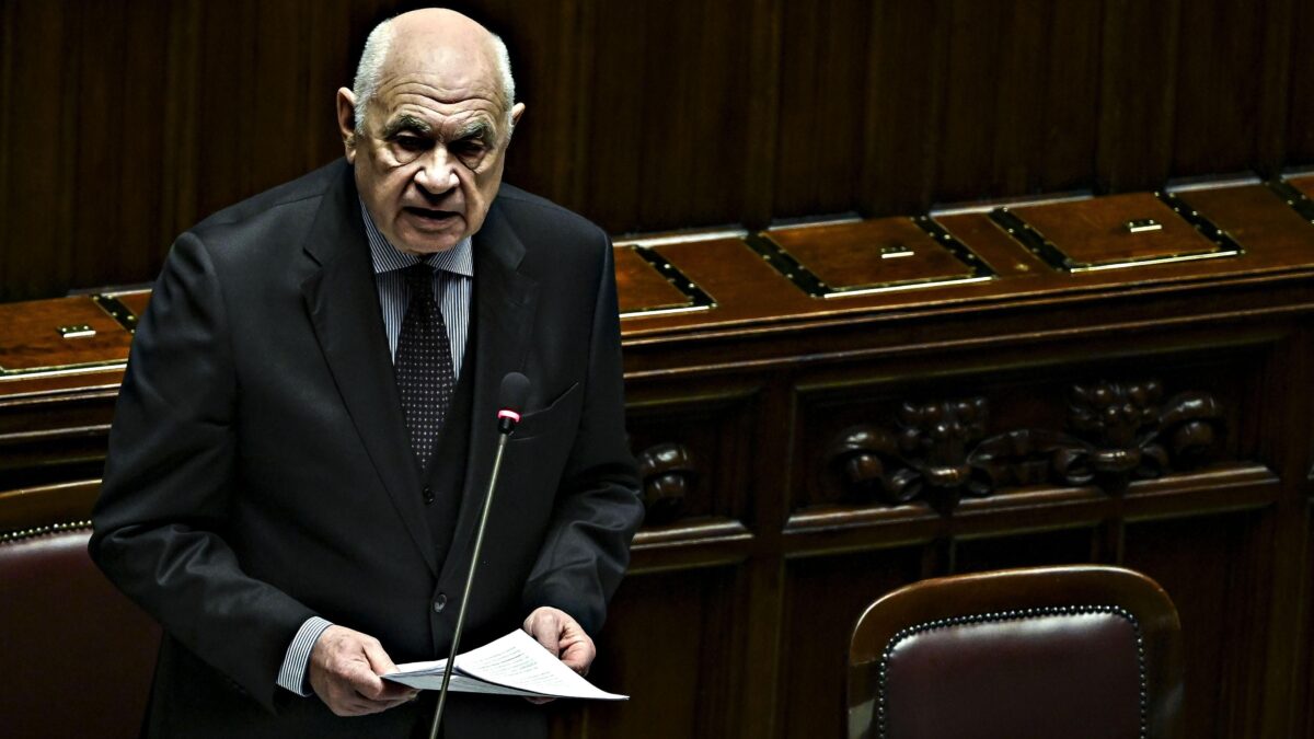 Nordio corregge la Cartabia e sulle intercettazioni dice: «L’Aula non sia supina ai pm»