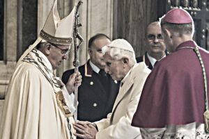 «Bergoglio spezzò il cuore a Benedetto XVI»