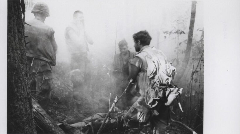 Compagnia dell'1st Marines nella giungla di Hôi, 1968 (Usmc Archives)