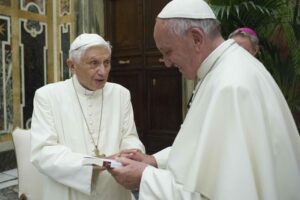 Bergoglio celebrerà un funerale mai visto
